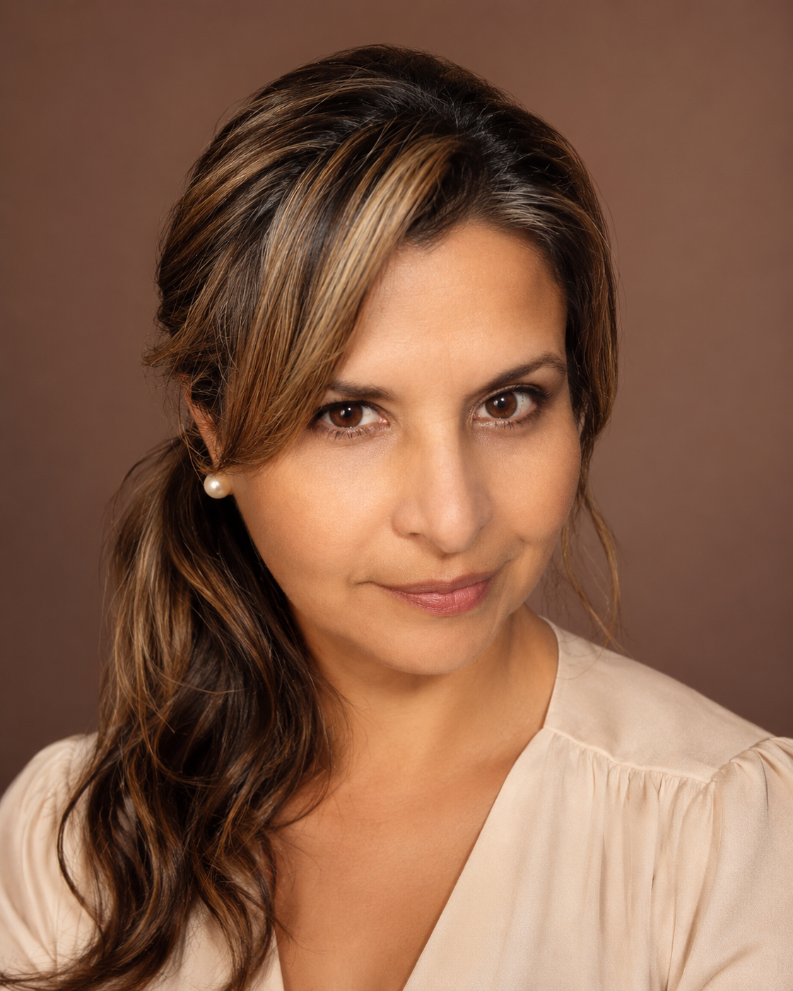 Retrato profesional de Lorena Rojas Velásquez